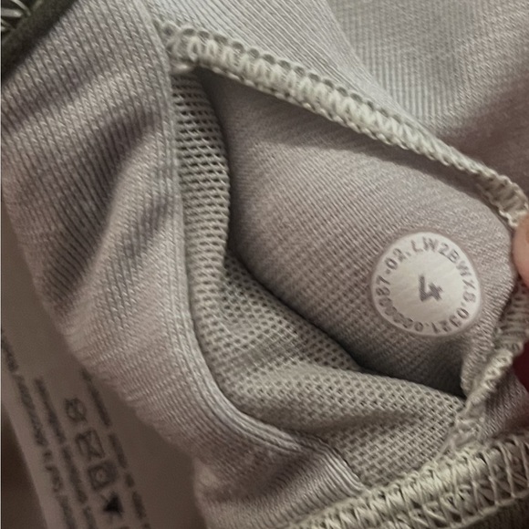 Lululemon Flow Y Bra Top Size 4 Camo Colour - Picture 5 of 5